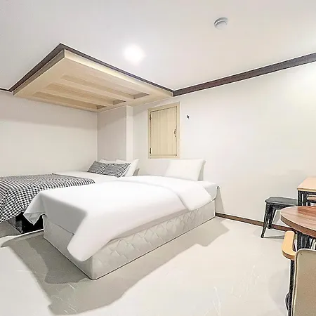 Ramon Hotel